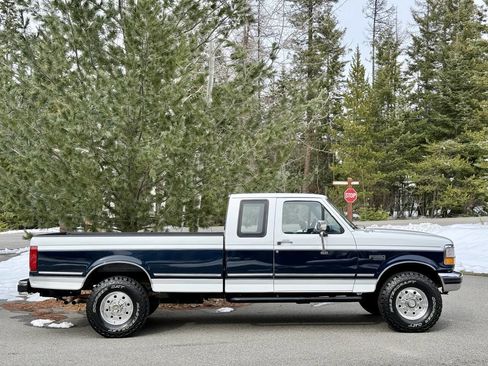 Used 1993 Ford F250 XLT 2dr 4WD Extended Cab LB HD image 4