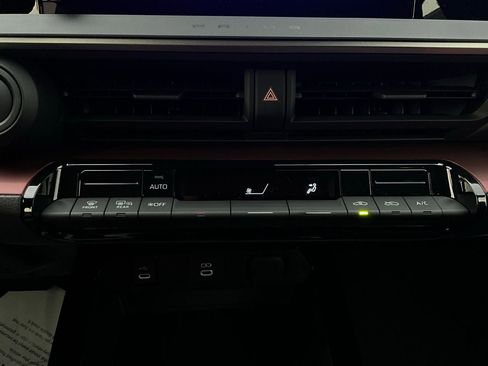 New 2026 Toyota Prius Plug-In Hybrid image 22