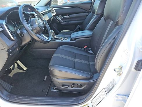 Used 2025 MAZDA CX-50 AWD 2.5 S w/ Premium Package image 11