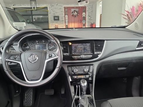 Used 2022 Buick Encore Preferred w/ Safety Package image 7