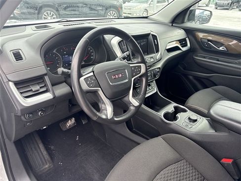 Used 2021 GMC Terrain SLE w/ Driver Convenience Package image 10