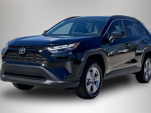 Used 2025 Toyota RAV4 LE image 2