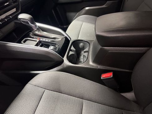 Used 2024 Chevrolet Colorado LT w/ LT Convenience Package image 34