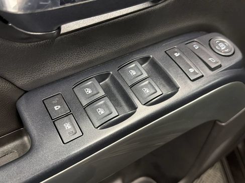 Used 2018 Chevrolet Silverado 1500 LT w/ All Star Edition AWD/4WD image 15