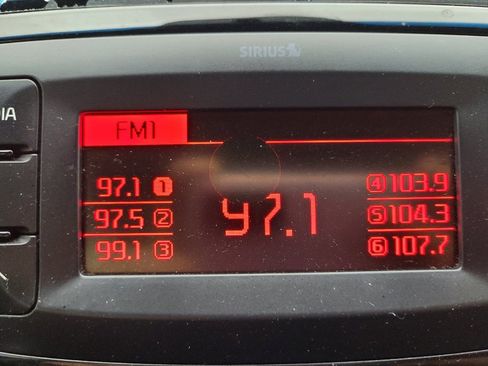 Used 2017 Kia Forte LX FWD image 25