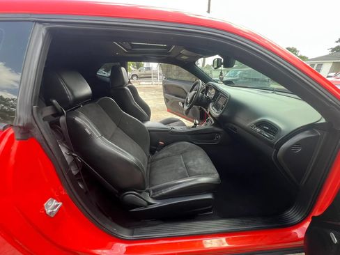 Used 2020 Dodge Challenger GT w/ Plus Package RWD image 14