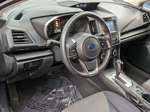 Used 2021 Subaru Crosstrek 2.0i Premium image 16