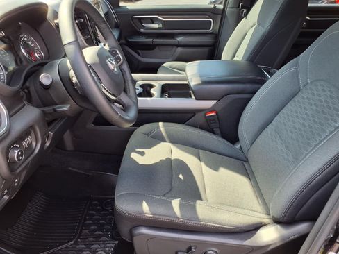 Used 2025 RAM 1500 Lone Star AWD/4WD image 16