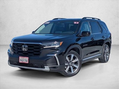 Used 2023 Honda Pilot Elite image 1