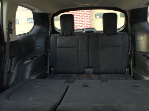 Used 2014 Nissan Pathfinder SV image 22