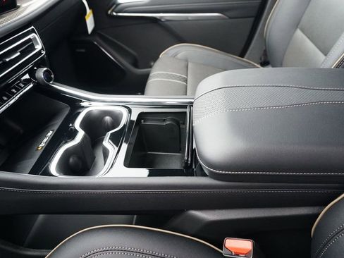 New 2026 Chevrolet Traverse High Country image 31