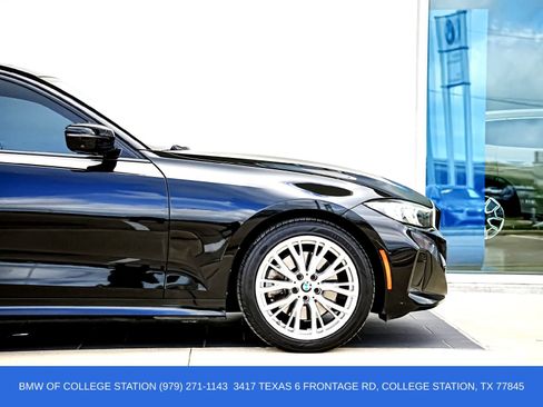 Used 2023 BMW 330i Sedan w/ Premium Package RWD image 8