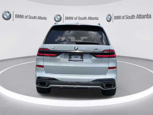 Used 2026 BMW X7 xDrive40i w/ M Sport Package AWD/4WD image 27