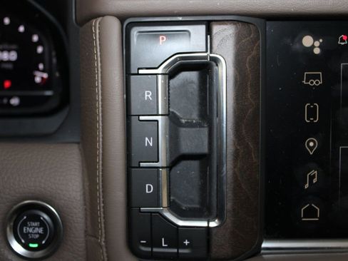 Used 2024 GMC Yukon Denali w/ Denali Reserve Package AWD/4WD image 28