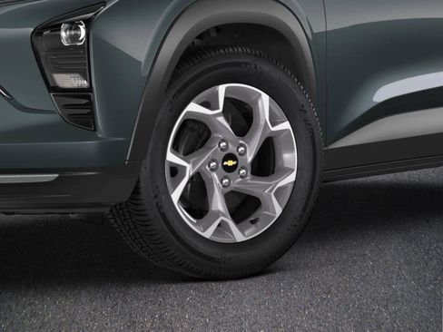 New 2026 Chevrolet Trax LT w/ LT Convenience Package FWD image 5