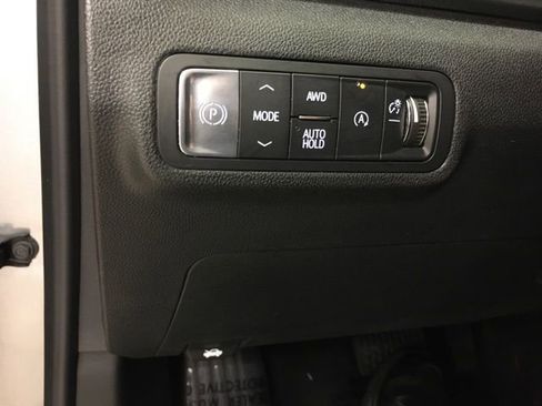 Used 2025 GMC Terrain Elevation image 31