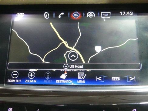 Used 2018 Cadillac XT5 Platinum w/ Driver Assist Package image 44