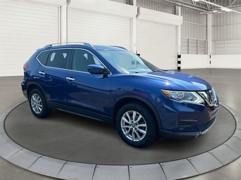 Used 2018 Nissan Rogue SV w/ Premium Package AWD/4WD image 7