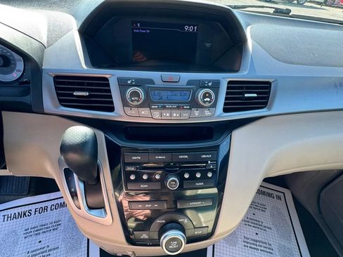 Used 2013 Honda Odyssey EX-L image 19
