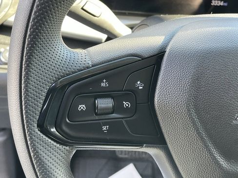 Certified 2026 Chevrolet Trax LT image 25