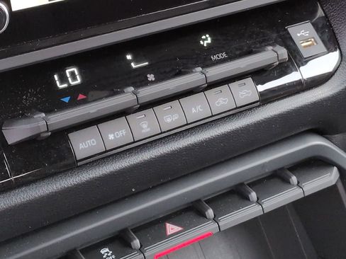 Used 2025 Toyota Tundra SR5 w/ SR5 Convenience Package image 22