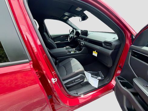 New 2026 Honda Pilot Sport image 24