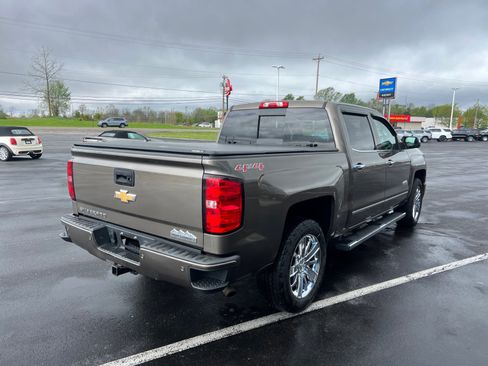 Used 2015 Chevrolet Silverado 1500 High Country w/ High Country Premium Package AWD/4WD image 4