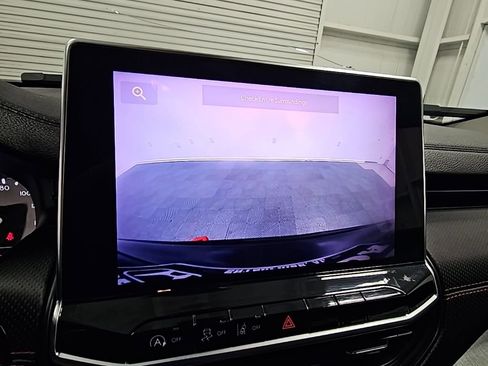 Used 2022 Jeep Compass Trailhawk image 19