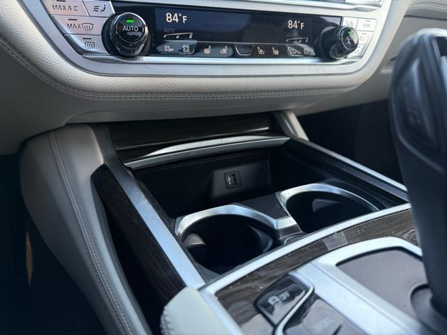 Used 2019 BMW ALPINA B7 xDrive AWD/4WD image 26