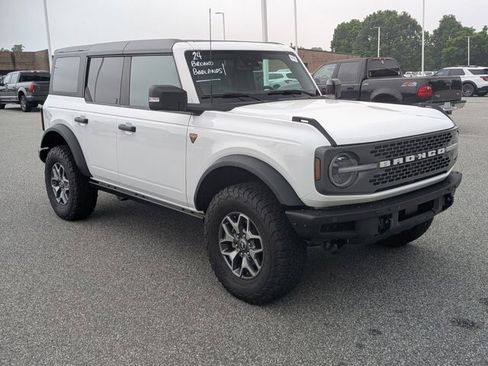 Certified 2024 Ford Bronco Badlands AWD/4WD image 1