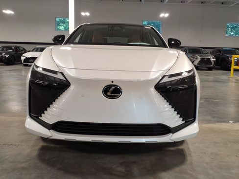 New 2026 Lexus RZ 450e AWD image 2