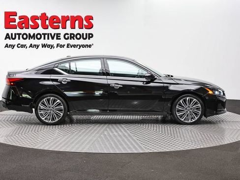 Used 2023 Nissan Altima 2.5 SL FWD image 4