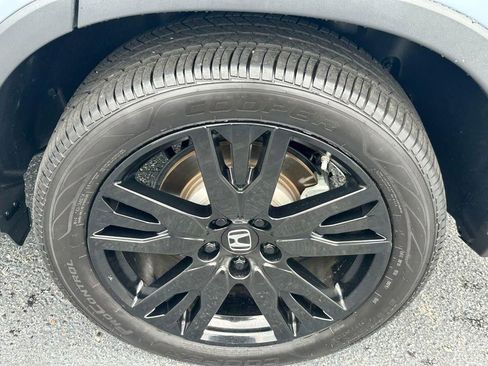 Used 2022 Honda Pilot Black Edition image 29