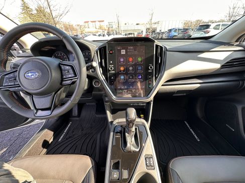 Used 2025 Subaru Crosstrek 2.5i Limited w/ Crosstrek Mirror Package image 15