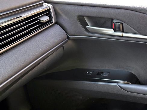 Used 2025 Toyota Camry LE FWD image 22