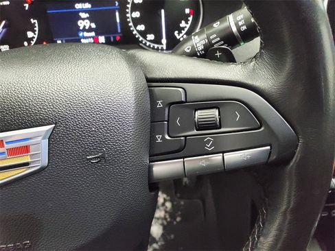 Used 2020 Cadillac XT4 Premium Luxury w/ Cold Weather Package image 12