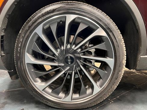 Used 2024 Lincoln Aviator Reserve w/ Equipment Group 201A image 24