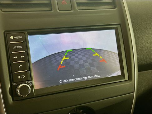 Used 2019 Nissan Versa SV image 21