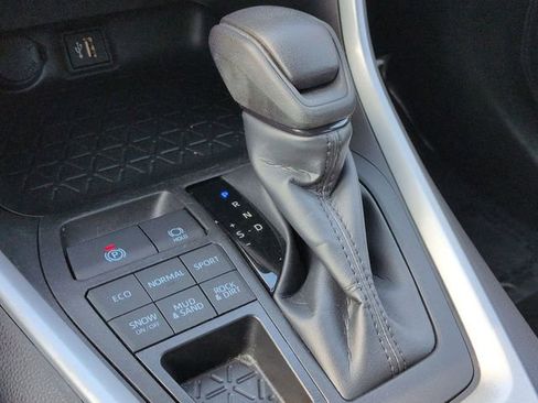 Certified 2025 Toyota RAV4 XLE image 23