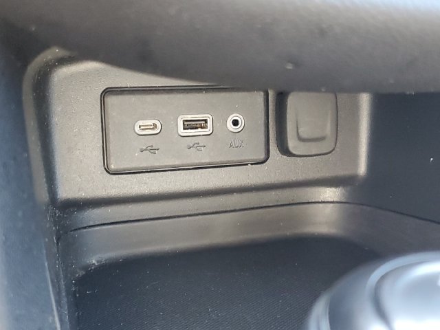 Certified 2019 Chevrolet Equinox LT FWD image 29