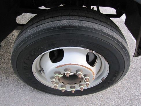 Used 2012 RAM 5500 SLT w/ Max Tow Pkg image 18