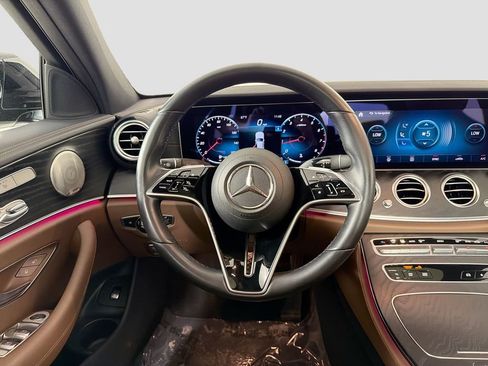 Used 2022 Mercedes-Benz E 350 Sedan image 23