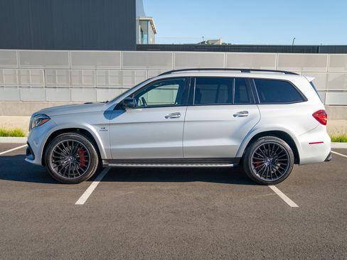 Used 2017 Mercedes-Benz GLS 63 AMG 4MATIC image 2