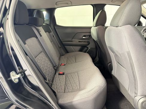 Used 2026 Nissan Kicks SV FWD image 28