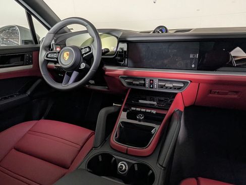 New 2026 Porsche Cayenne S AWD/4WD image 22