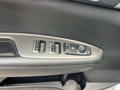 Used 2017 Kia Optima LX FWD image 23