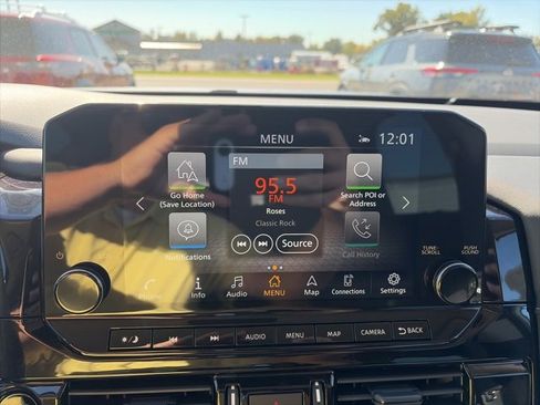 New 2025 Nissan Pathfinder SL w/ Cargo Package image 22