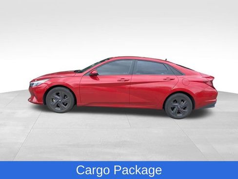 Used 2023 Hyundai Elantra SEL w/ Cargo Package image 2