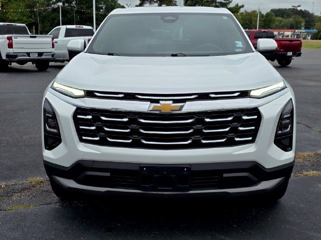Used 2026 Chevrolet Equinox LT FWD image 4