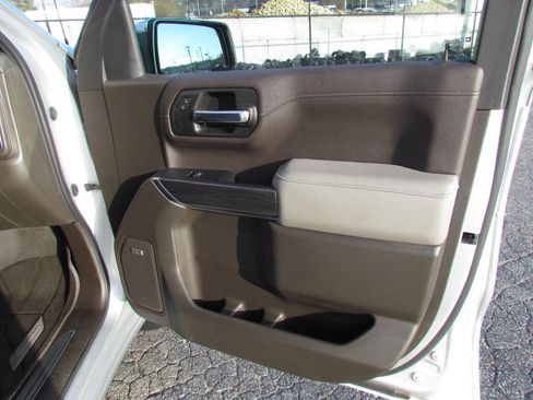 Used 2019 Chevrolet Silverado 1500 LTZ w/ LTZ Plus Package image 16